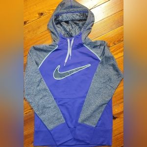 Nike Therma-Fit Hoodie
